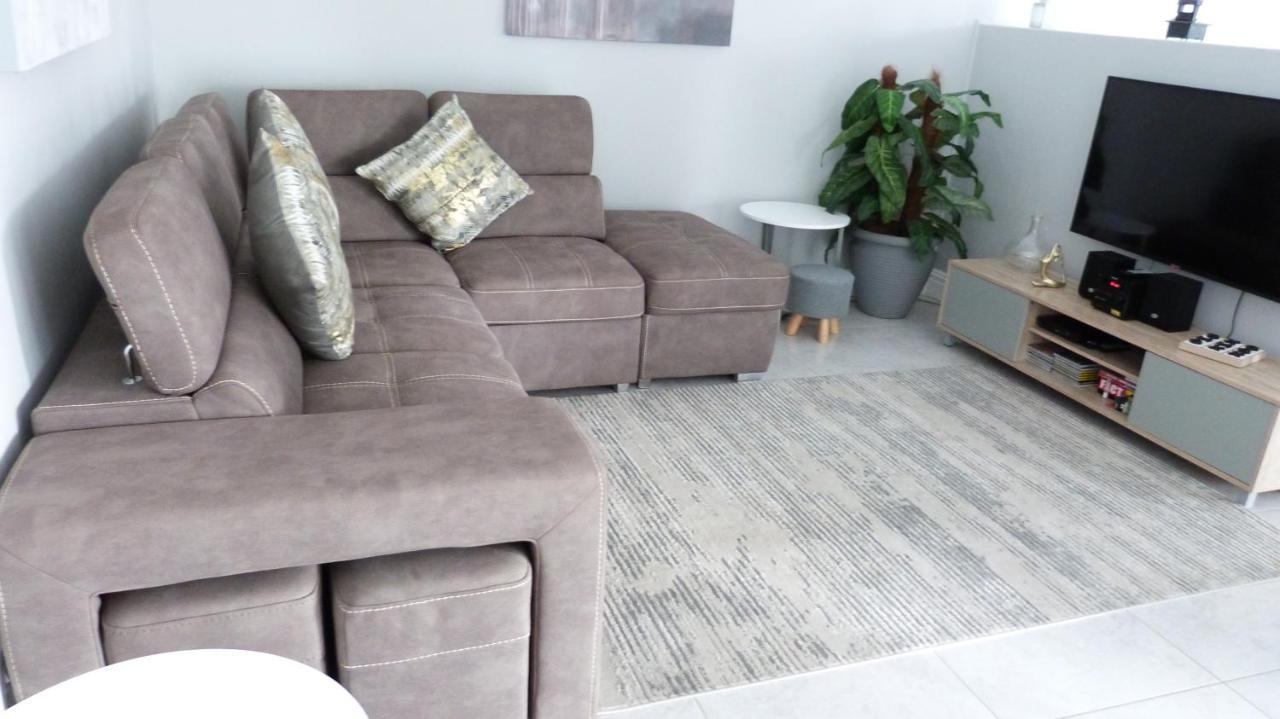 Settle Inn Self Catering Units Colchester Esterno foto