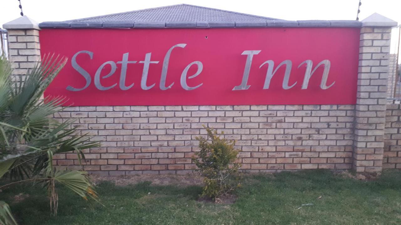 Settle Inn Self Catering Units Colchester Esterno foto