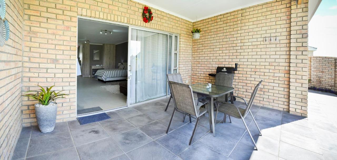 Settle Inn Self Catering Units Colchester Esterno foto